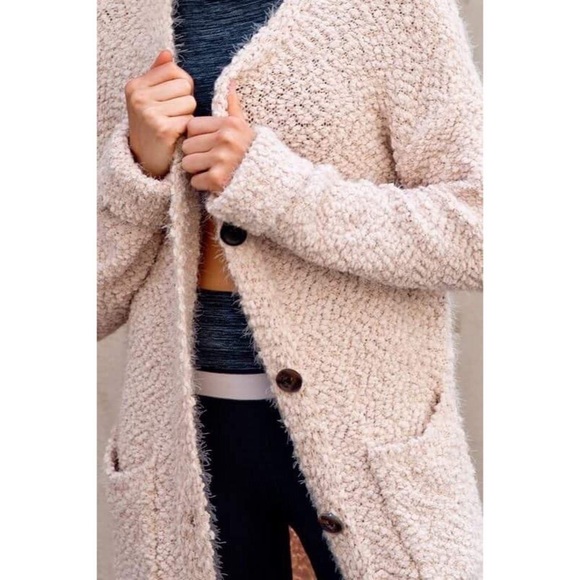 πLAST ONE! Sophie | Super Soft Sherpa Cardigan - Picture 3 of 7